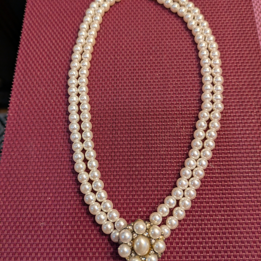 Double Strand Faux White Pearl Necklaces Double Strand With Clear Crystal